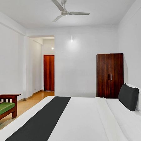 Super Collection O Madikeri City Center Near Ksrtc Bus Stand Coorg Formerly Hotel Ragsys Мадикери Екстериор снимка